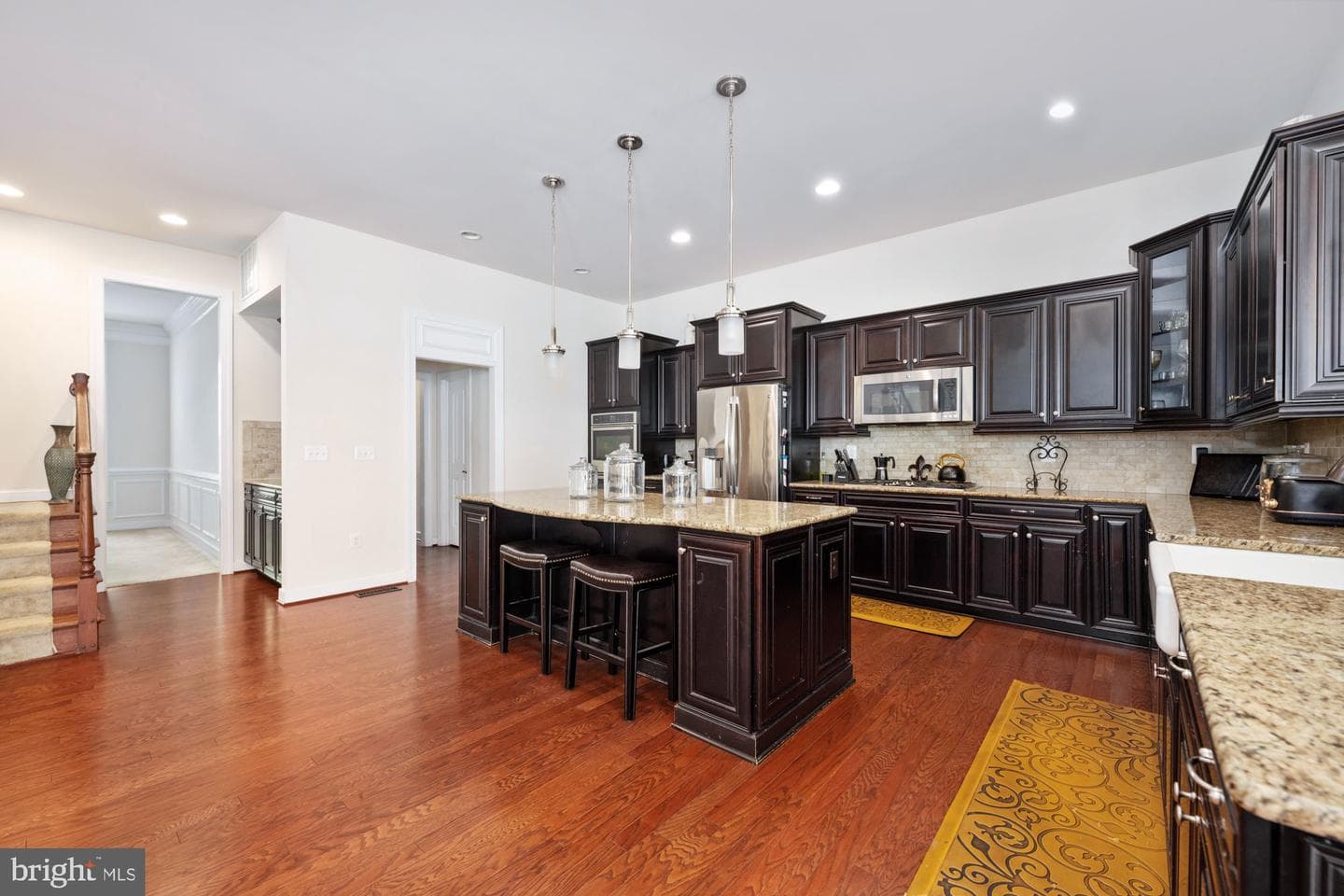 425 Wakerobin Drive photo 40