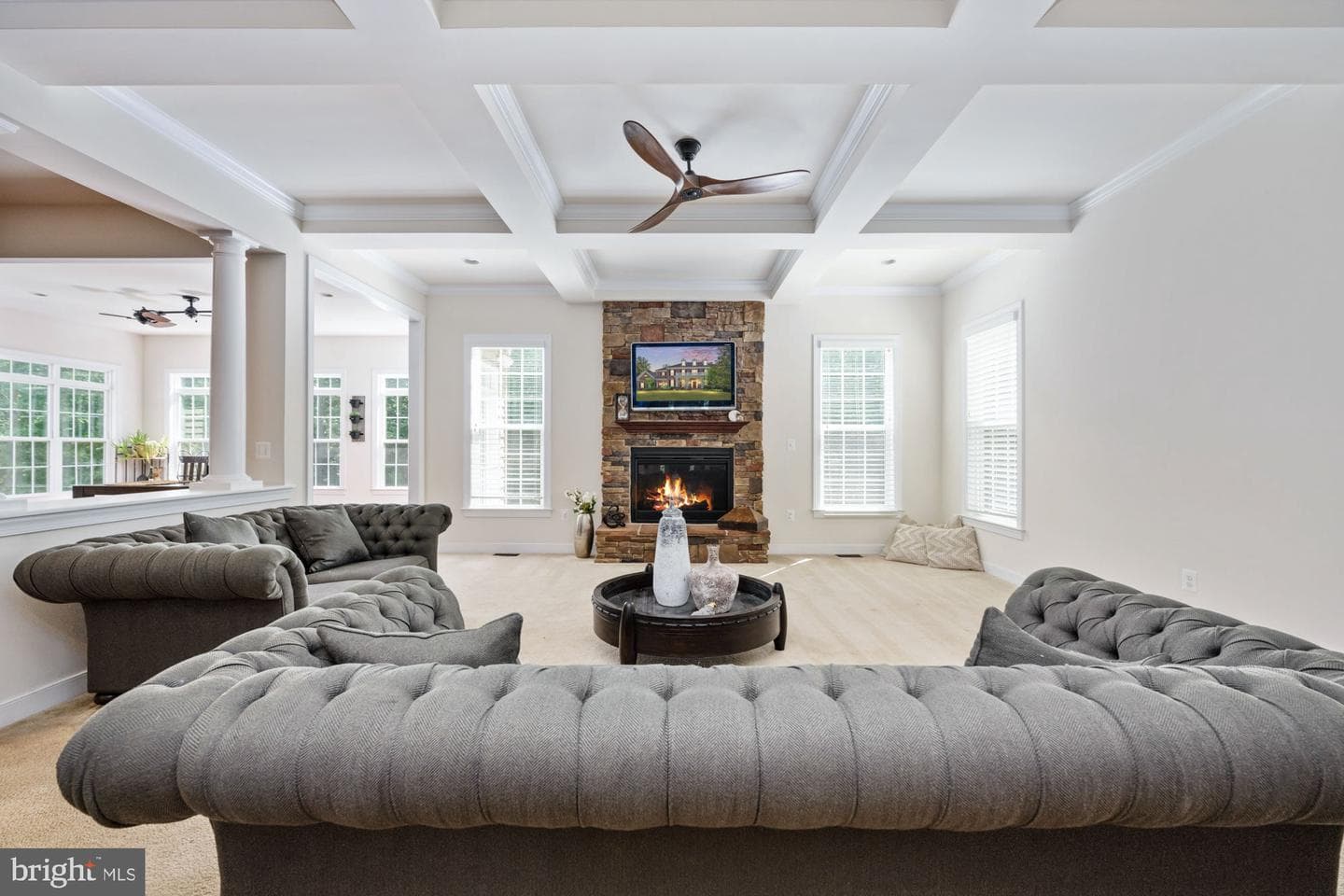 425 Wakerobin Drive photo 42