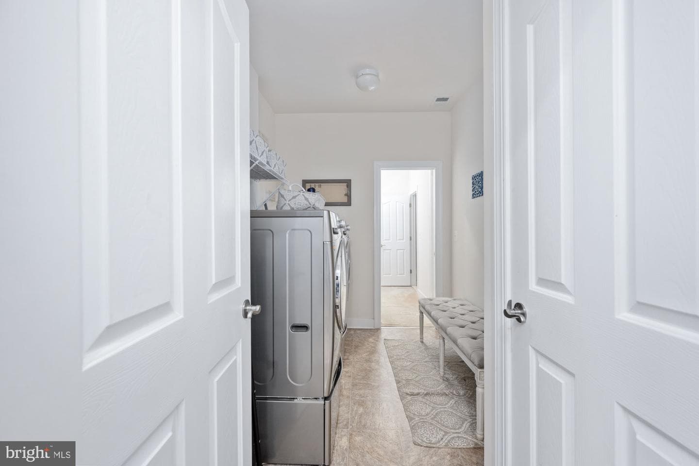 425 Wakerobin Drive photo 71