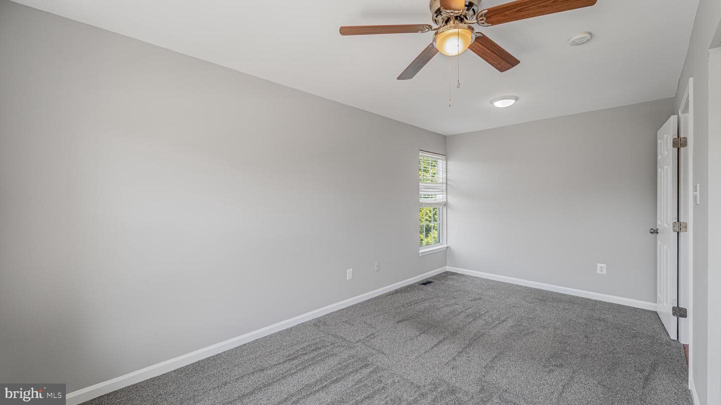 153 Basalt Drive photo 18
