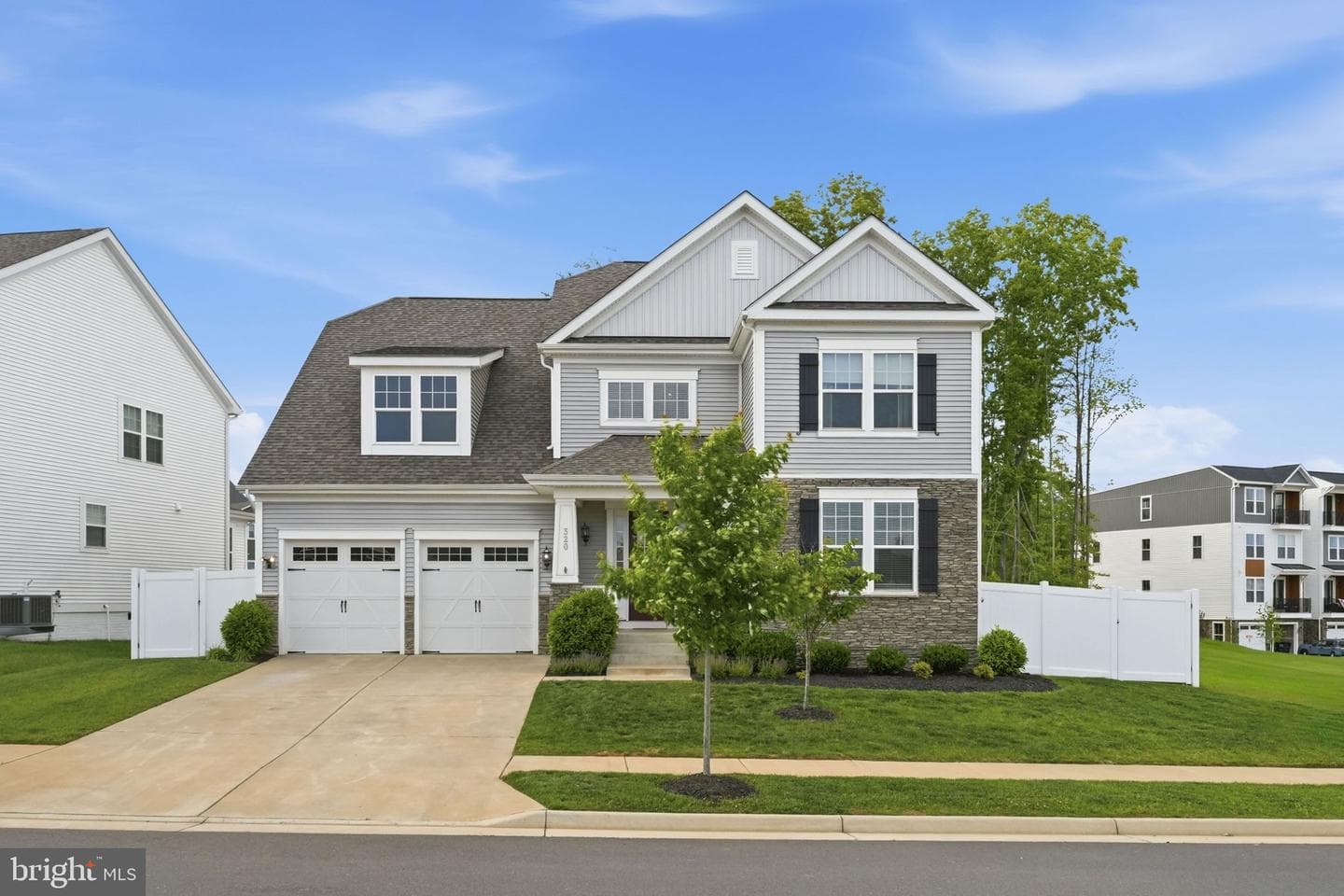 320 Pepperidge Drive photo 1
