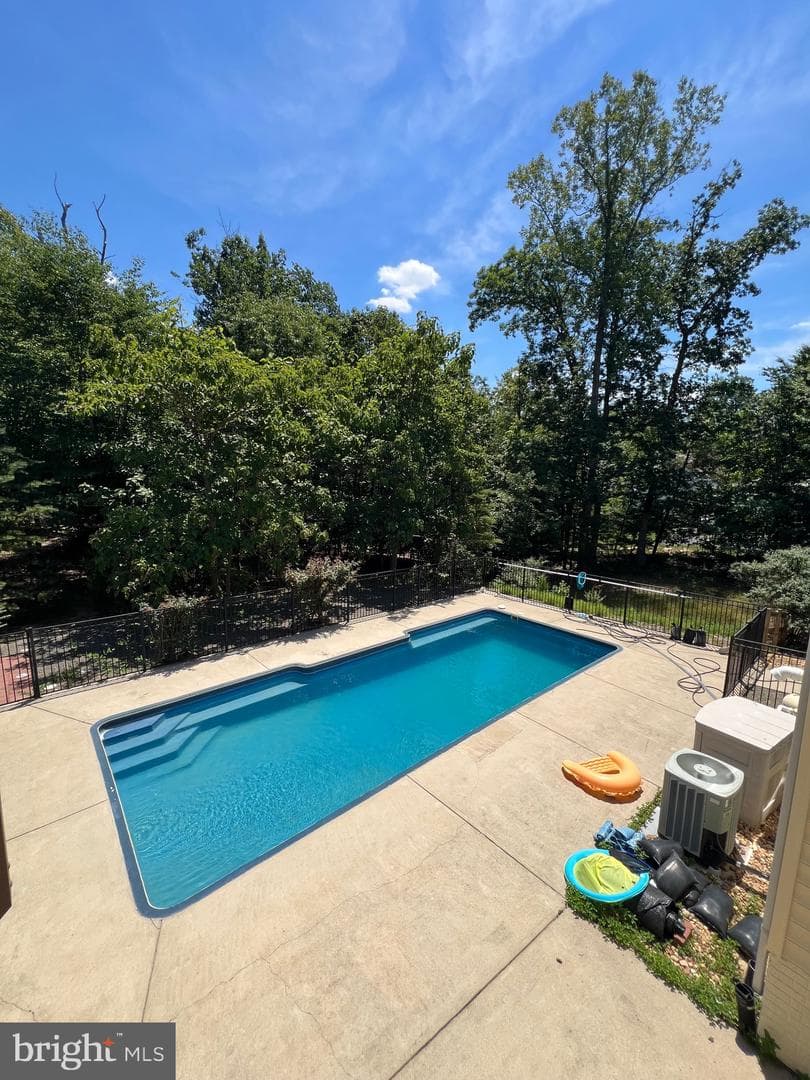 320 Gentle Breeze Circle photo 14