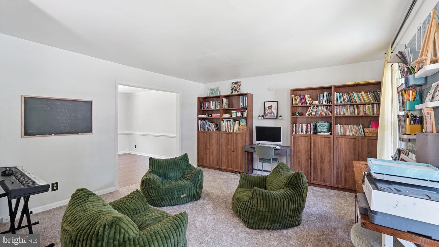 21 Kelly Way photo 19