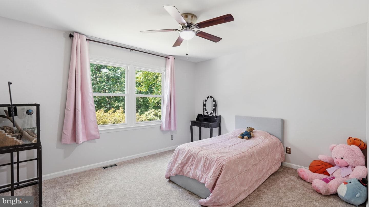 21 Kelly Way photo 25