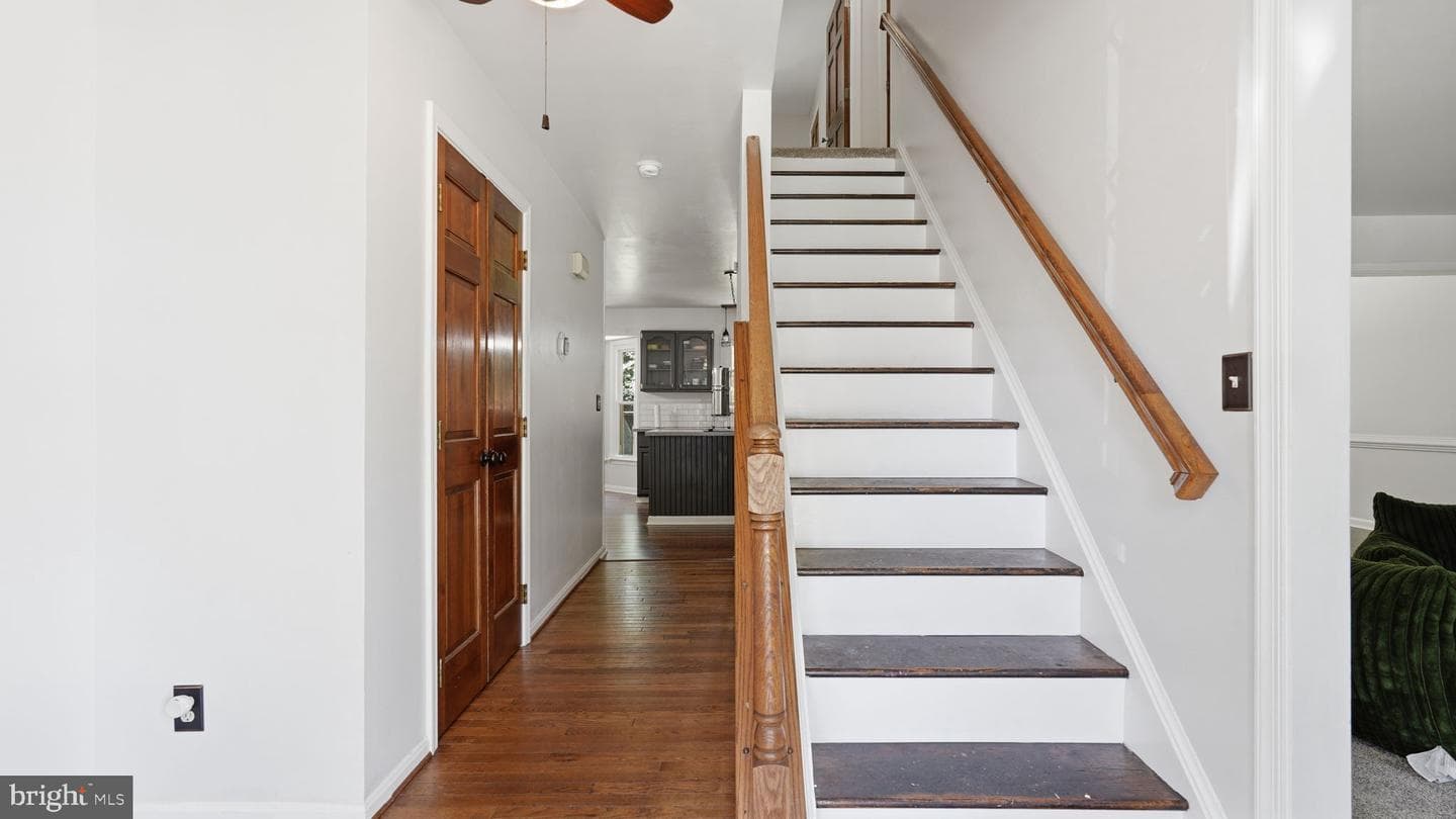 21 Kelly Way photo 3