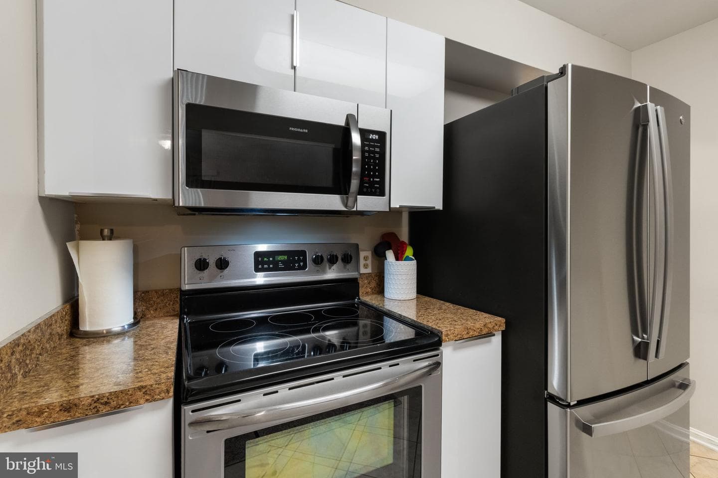 131 Matthew Court photo 10