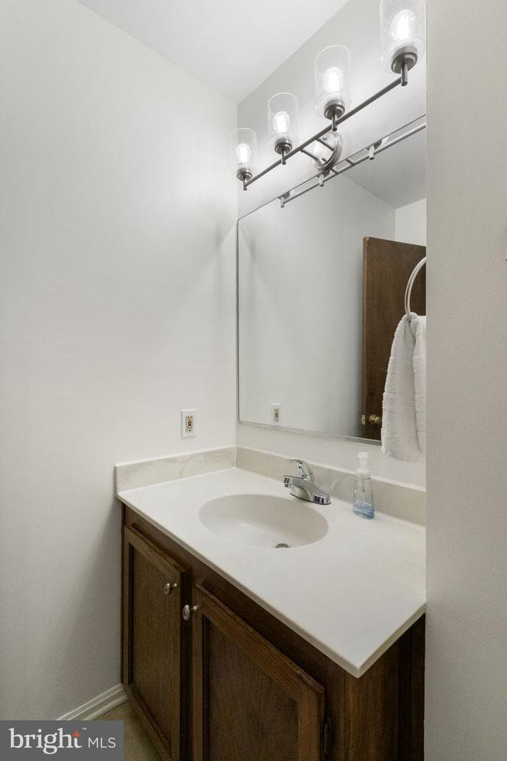131 Matthew Court photo 29