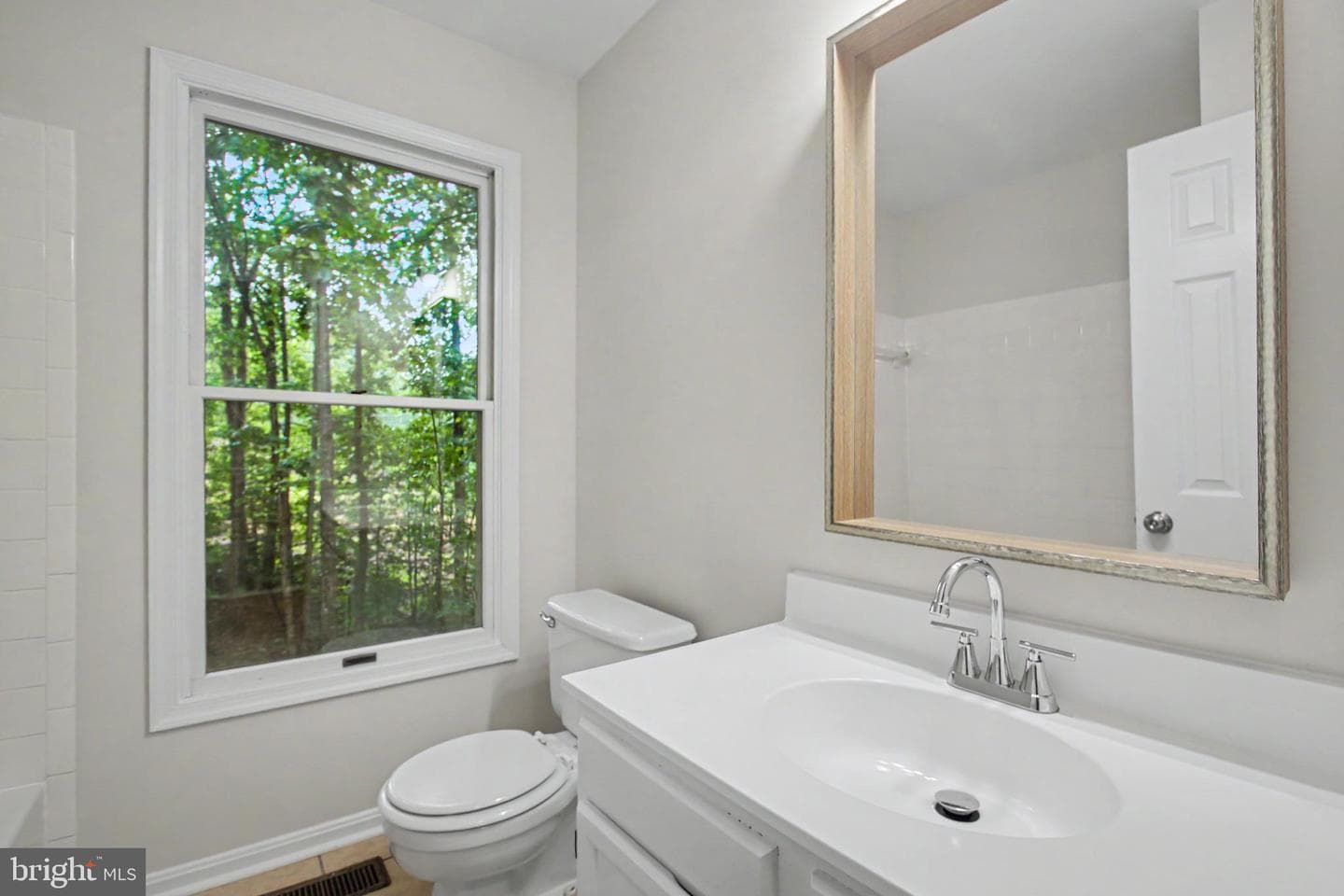 217 Mast Cove photo 28