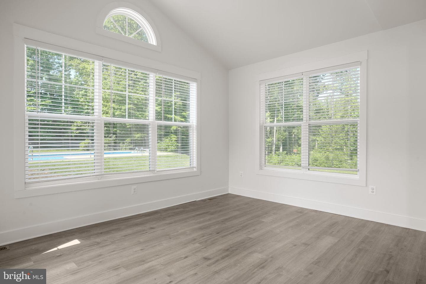 109 Robeli Way photo 26