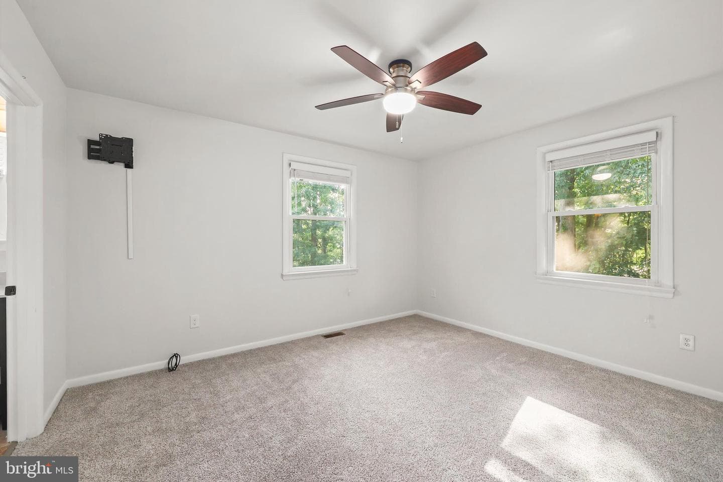 1308 Washington Drive photo 12