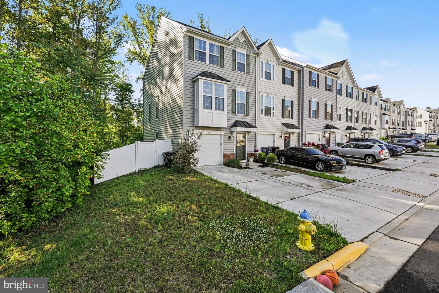 606 Landing Drive photo 3