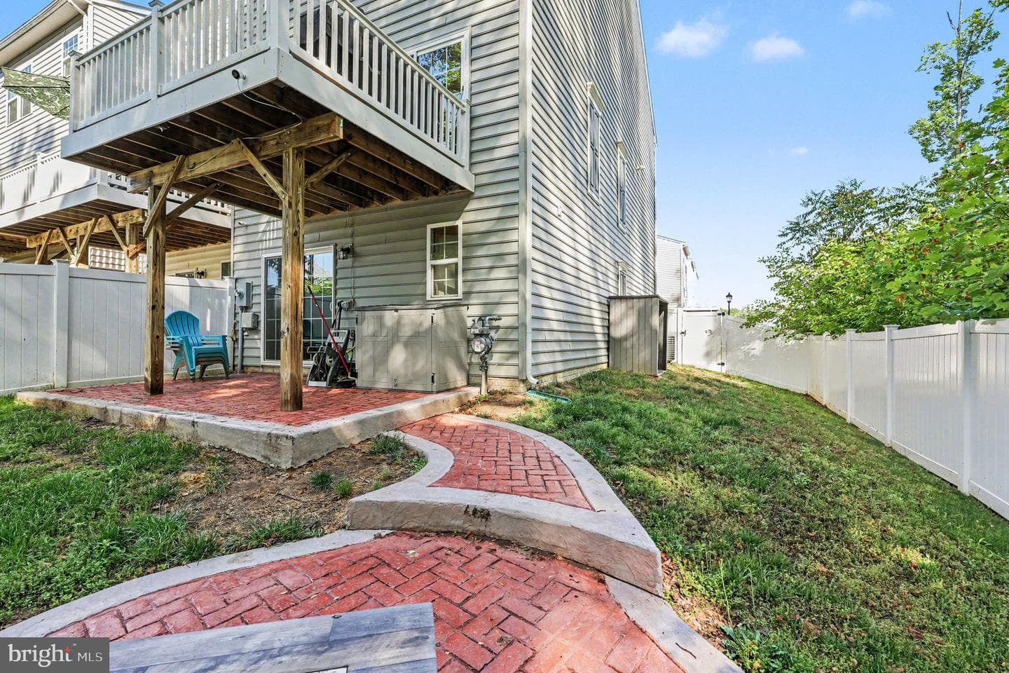 606 Landing Drive photo 31