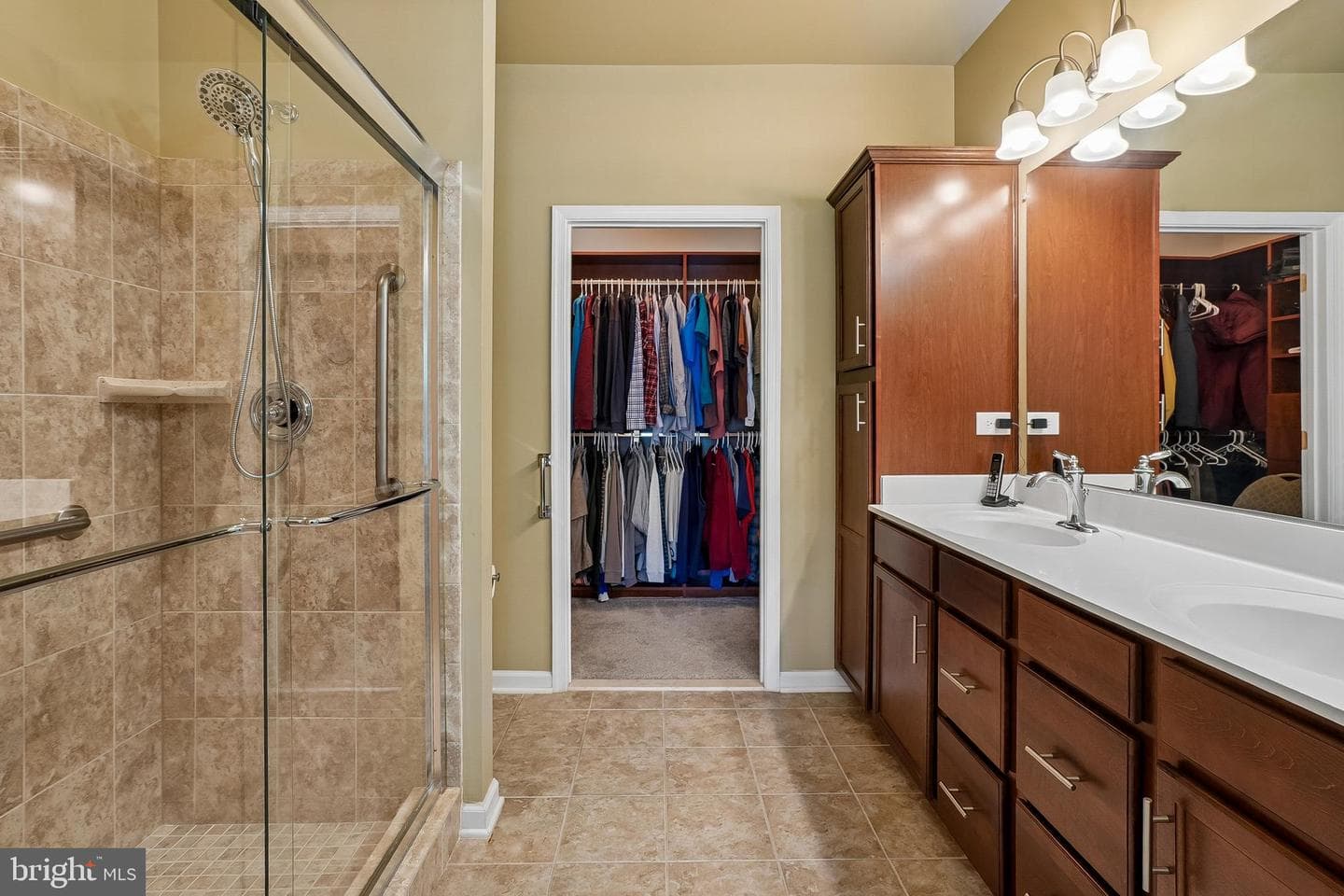 165 Hyannis Place photo 31