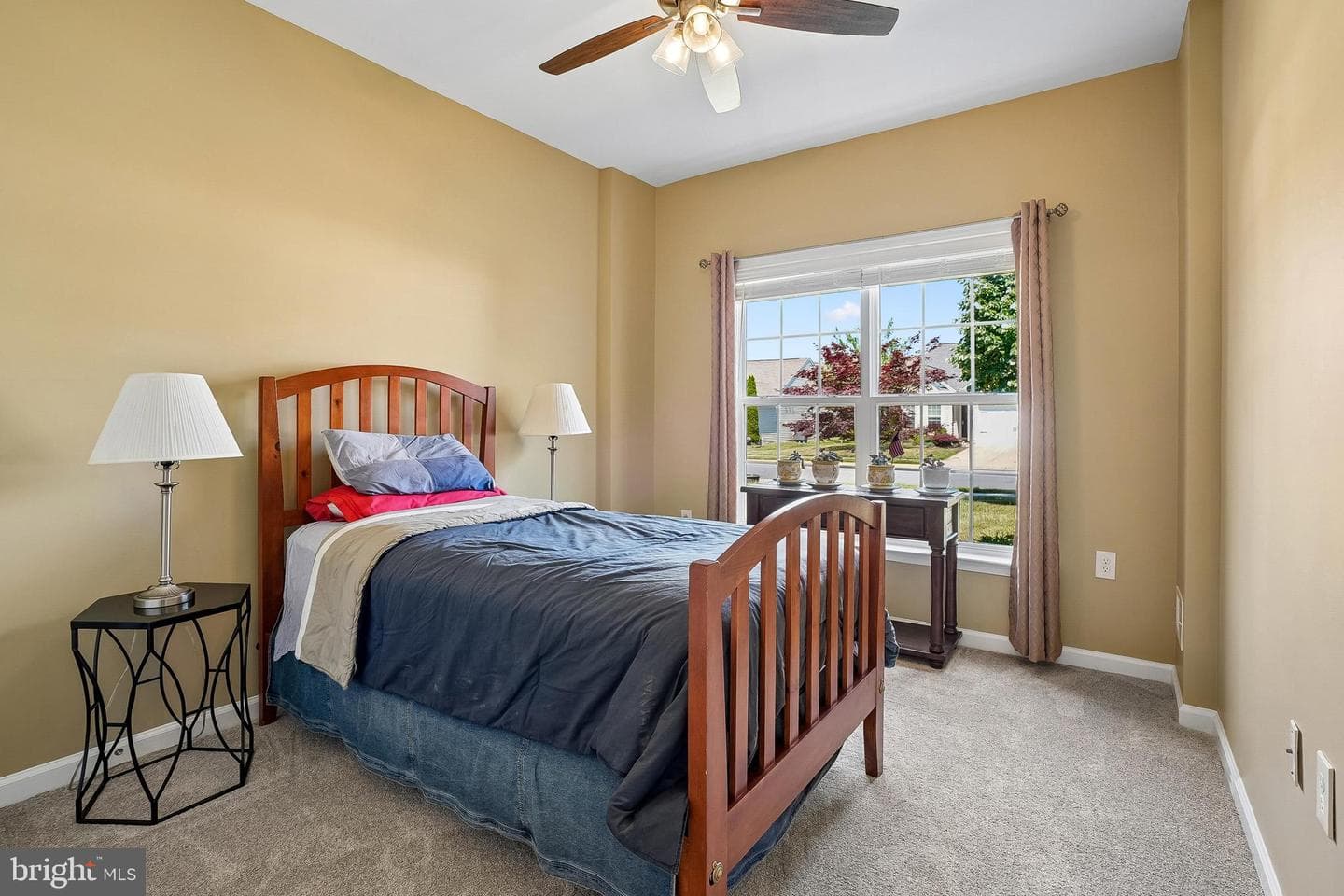 165 Hyannis Place photo 34