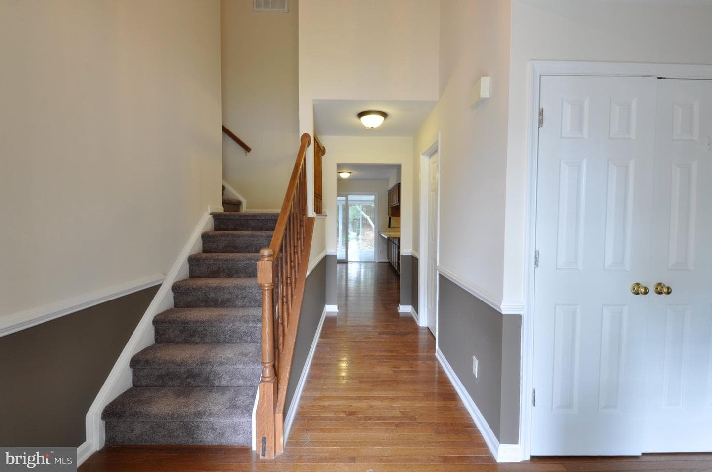 17 Sydney Lane photo 10
