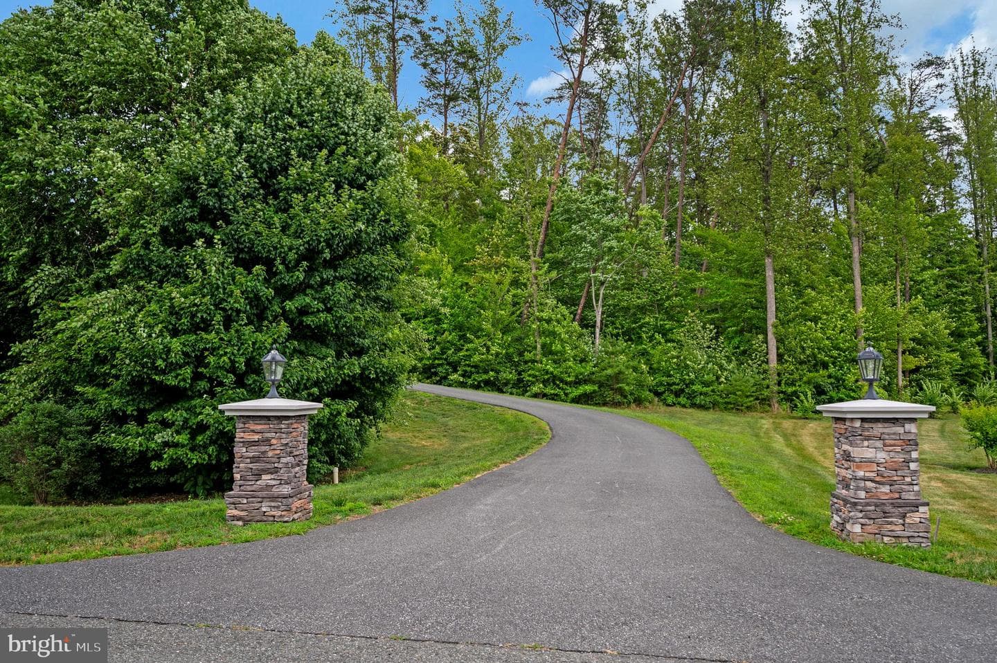 15 Sweet William Drive photo 4