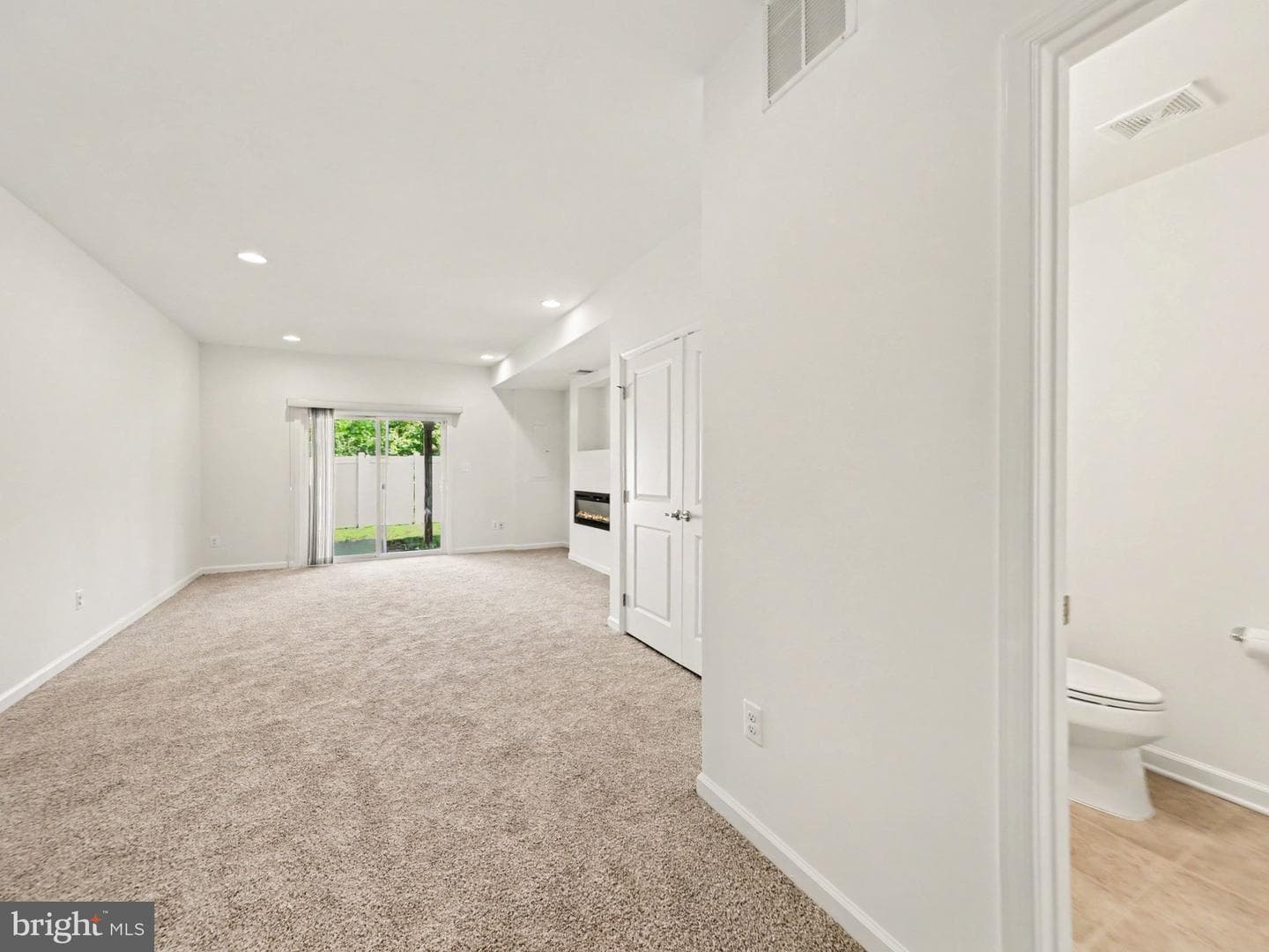 207 Streamview Drive photo 26