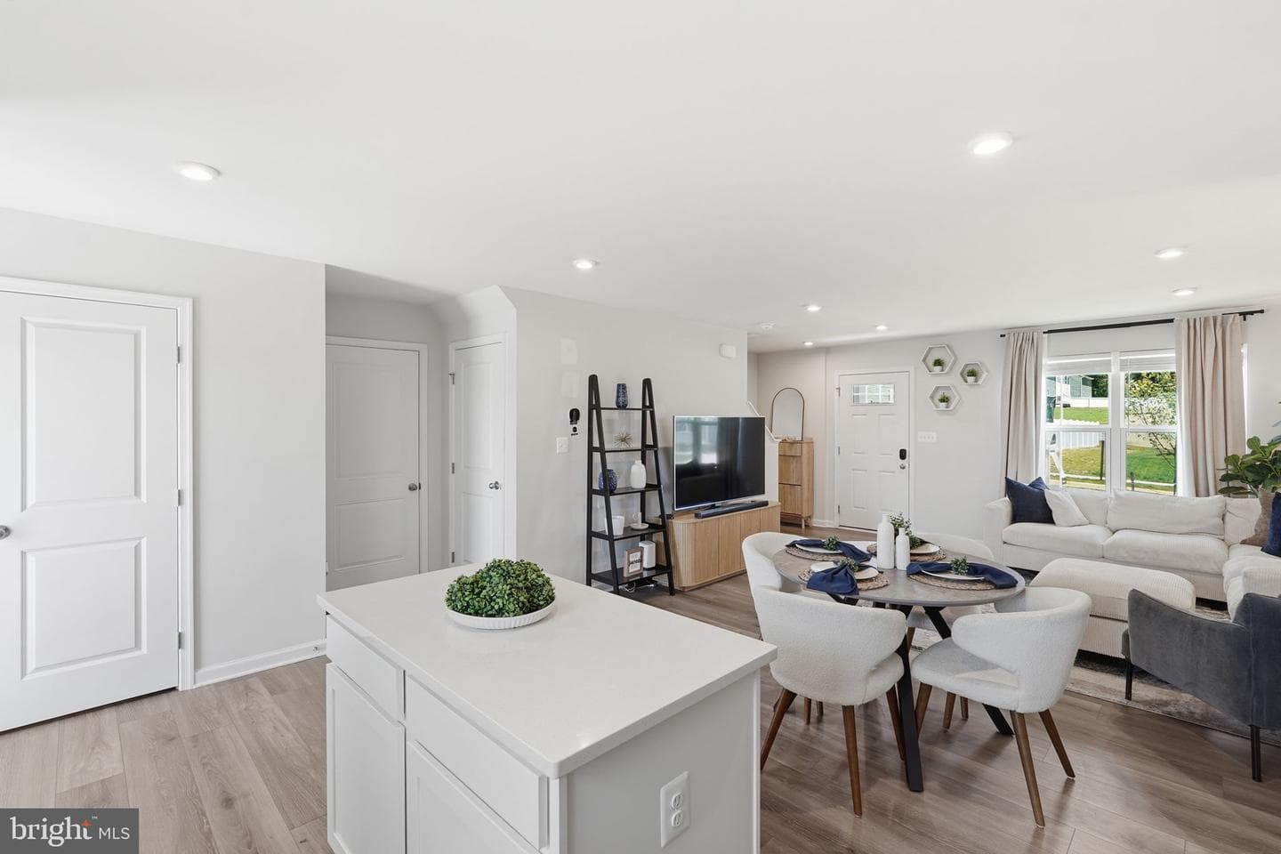 1704 Nebula Lane photo 12