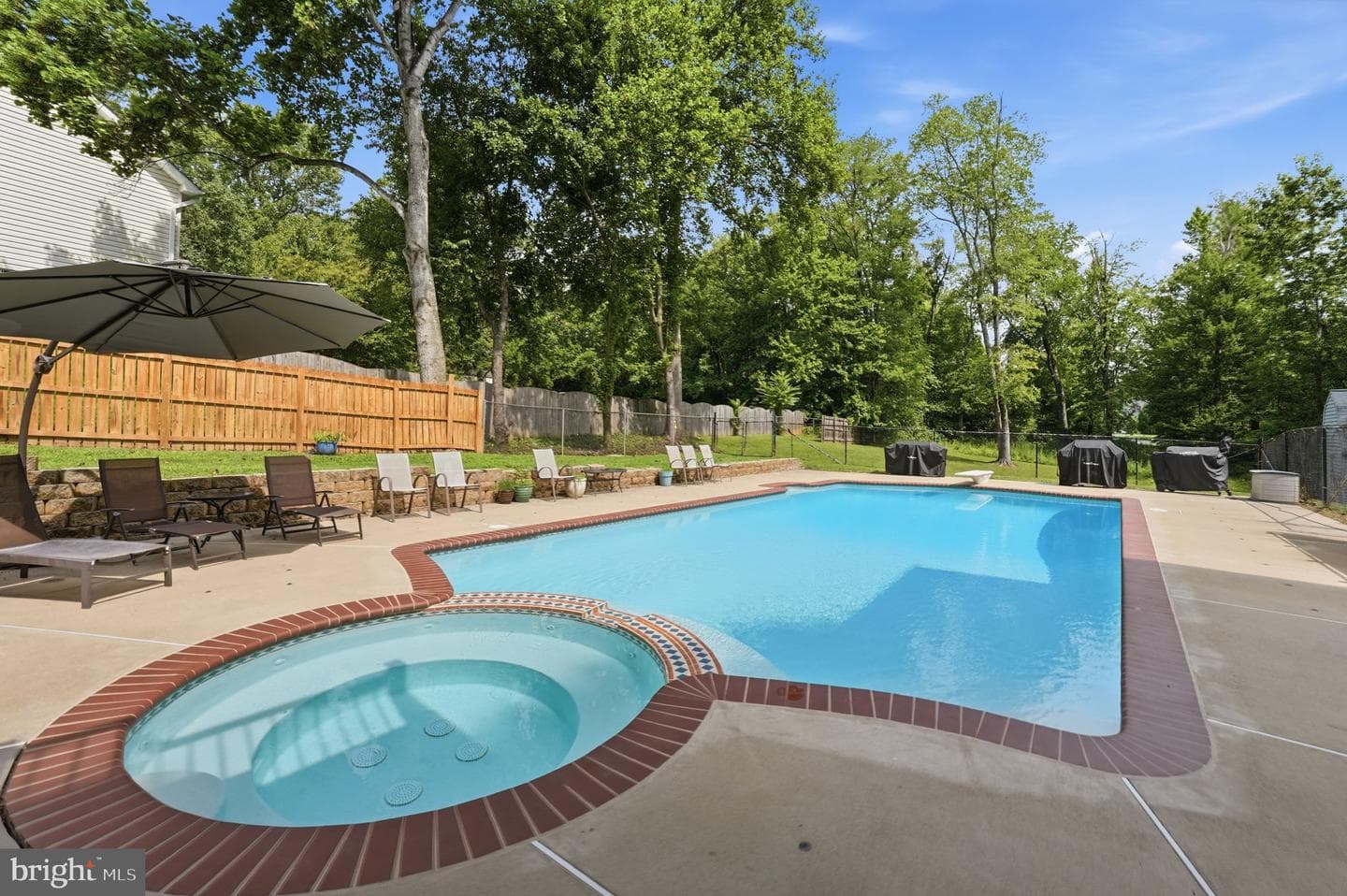 9 Falling Water Court photo 73