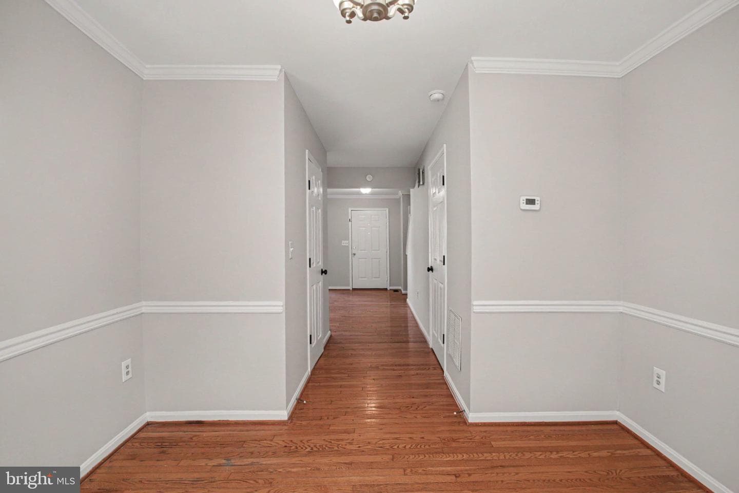 404 Kings Crest Drive photo 13