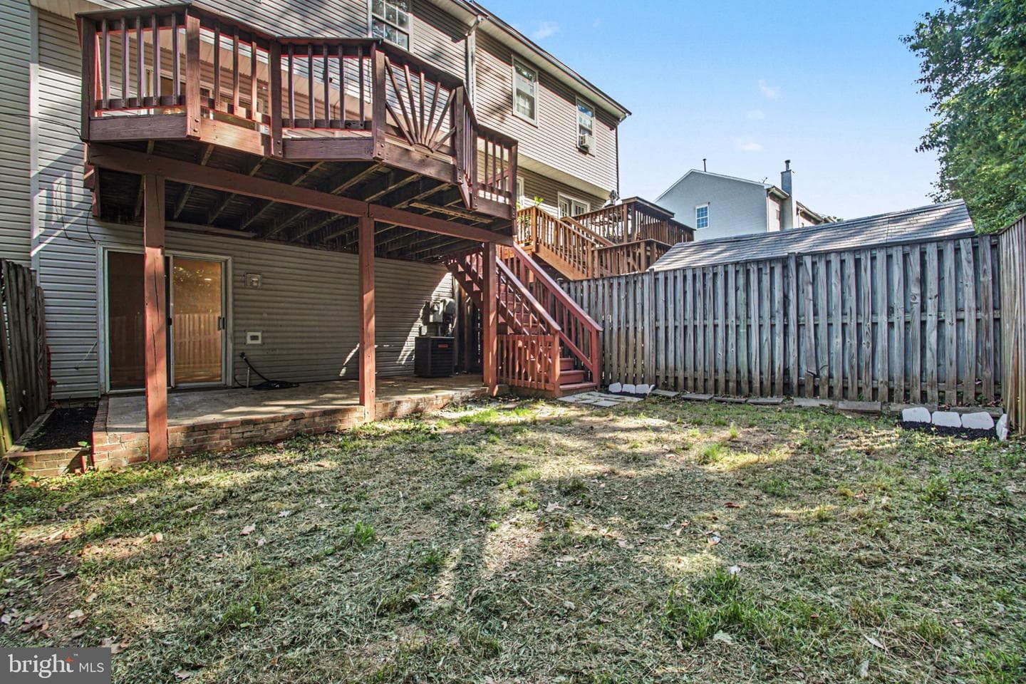 404 Kings Crest Drive photo 34