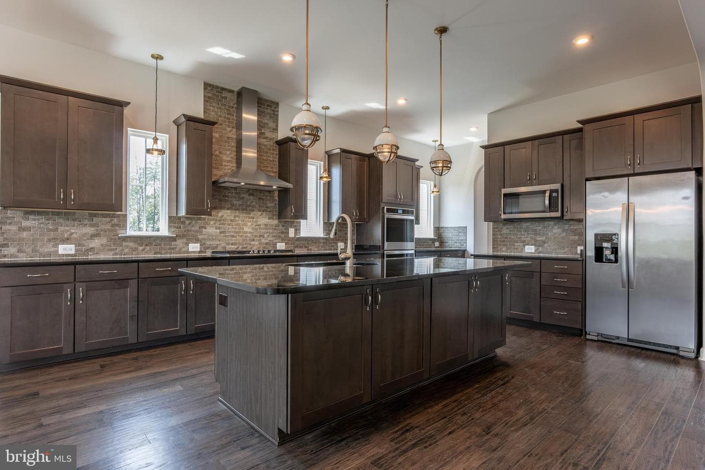 200 Petunia Way photo 10