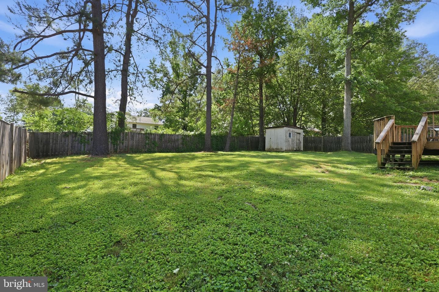 33 Bryant Boulevard photo 20