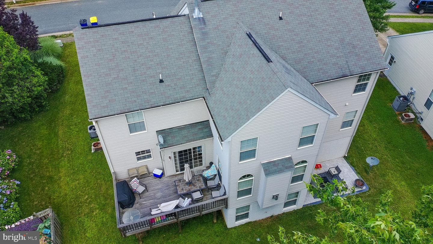 6 Saint Stephens Court photo 37
