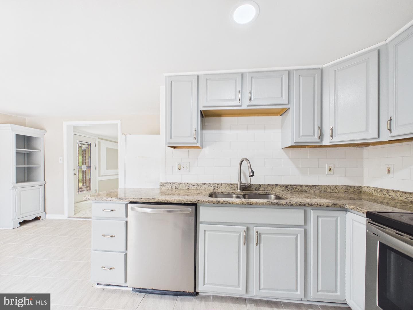 203 Shackelford Well Road photo 4