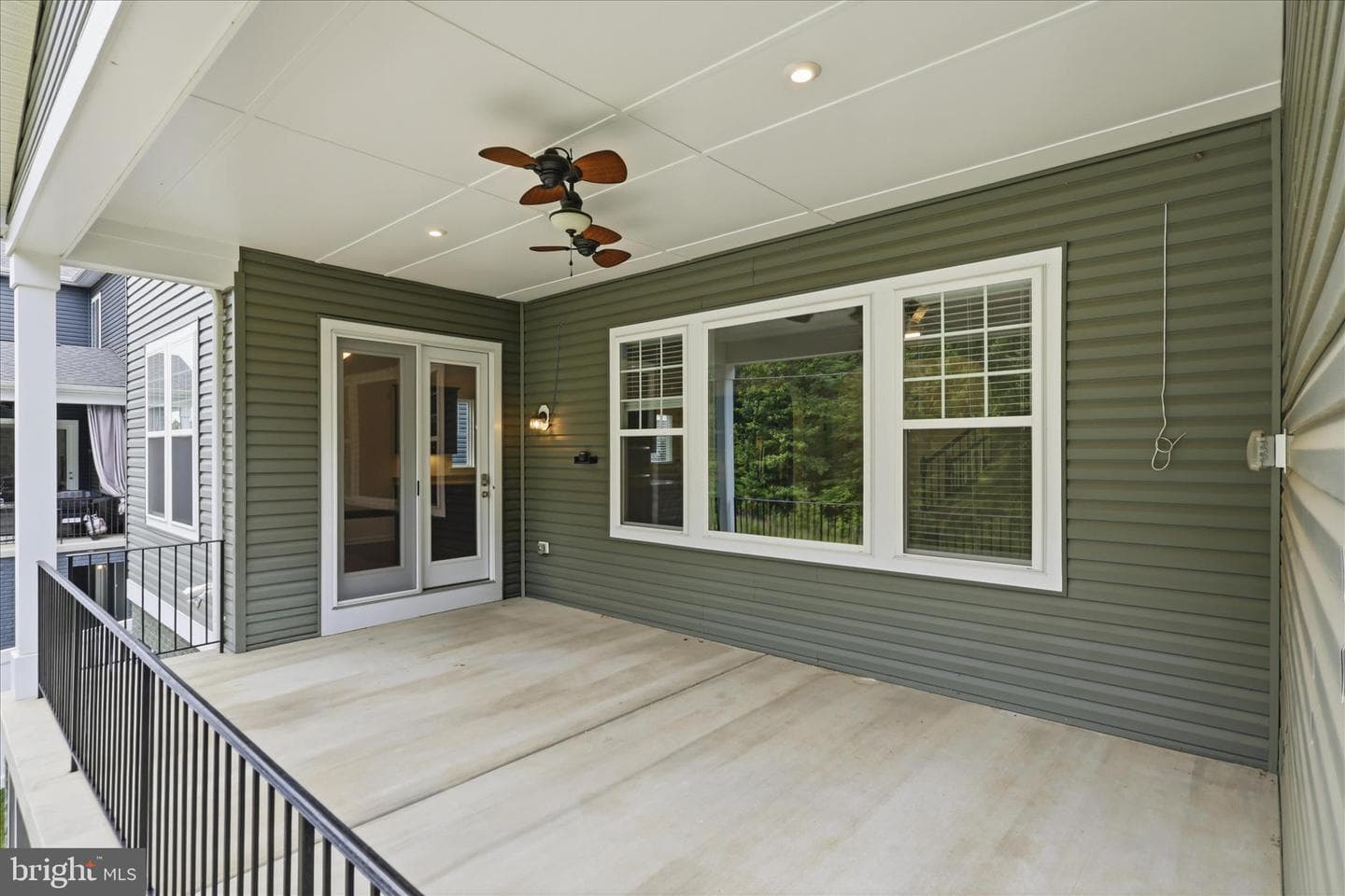 416 Crab Apple Drive photo 49