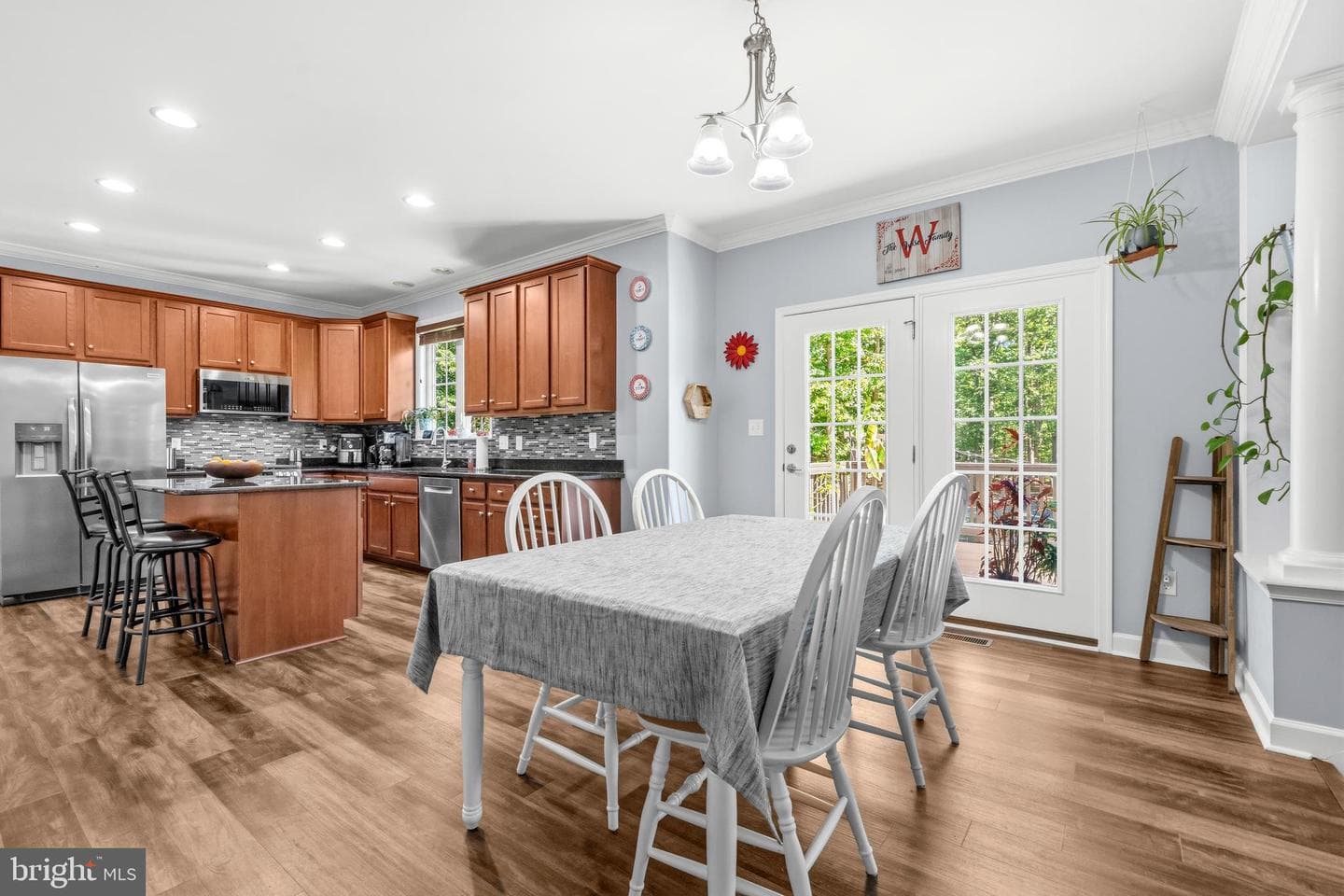 90 Maplewood Drive photo 14