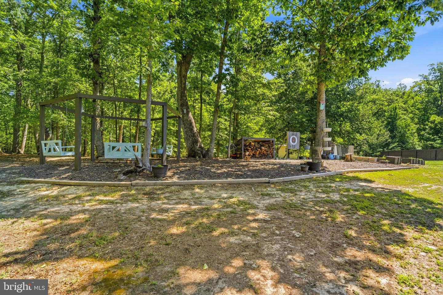 90 Maplewood Drive photo 57