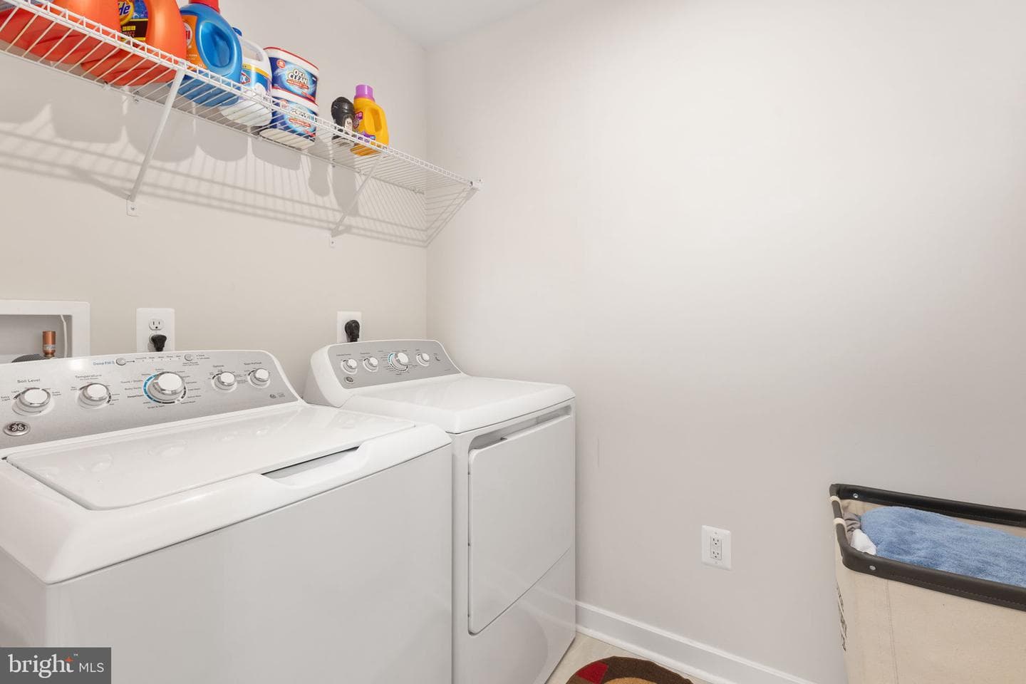 409 Vandegrift Road photo 53