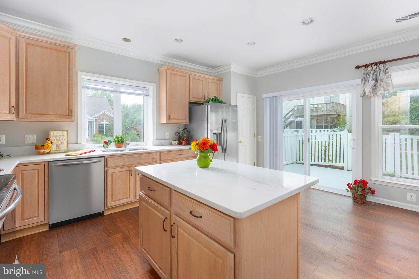 12 Hanover Drive photo 40
