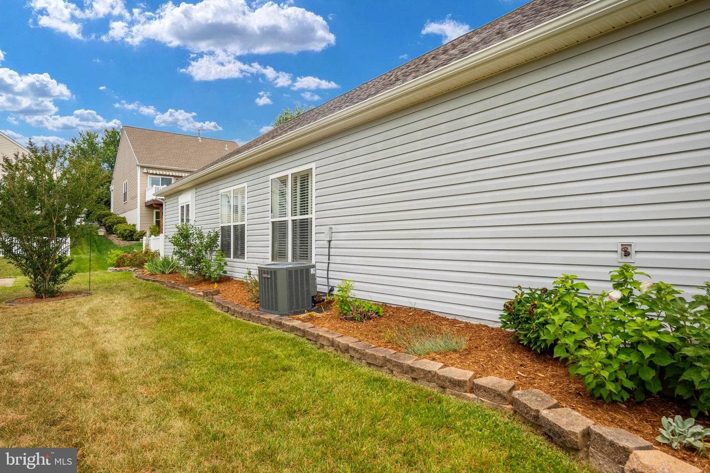12 Hanover Drive photo 8