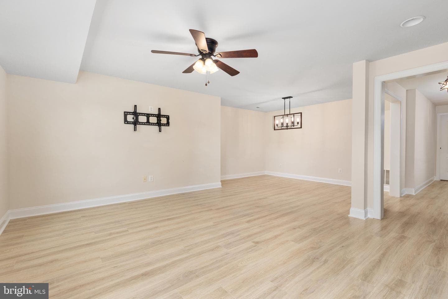 250 Lerose Drive photo 24