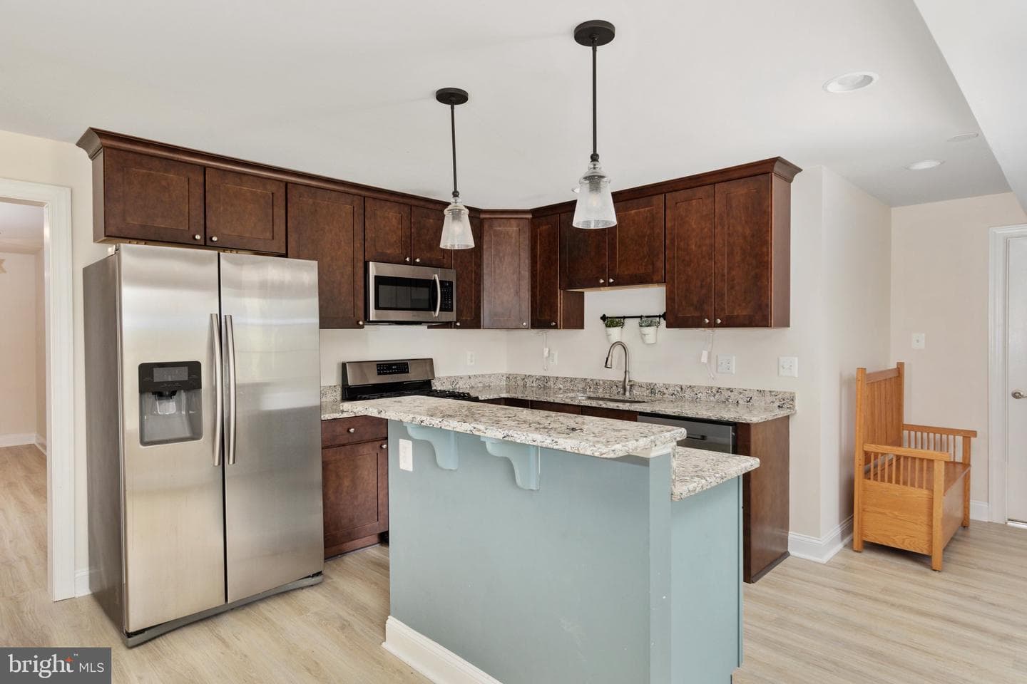 250 Lerose Drive photo 28