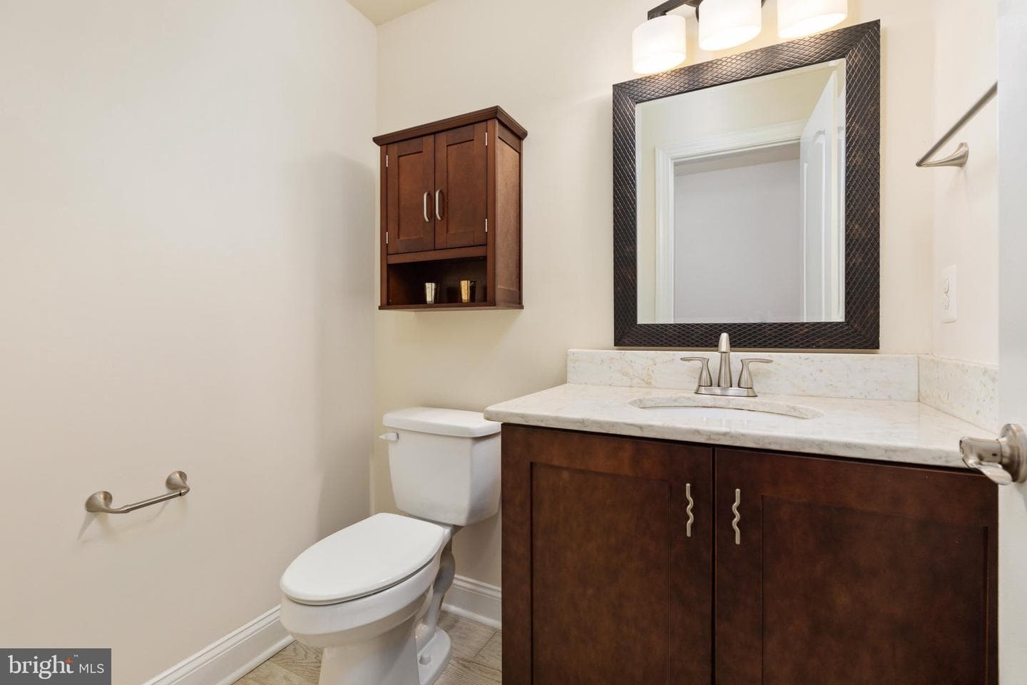250 Lerose Drive photo 32