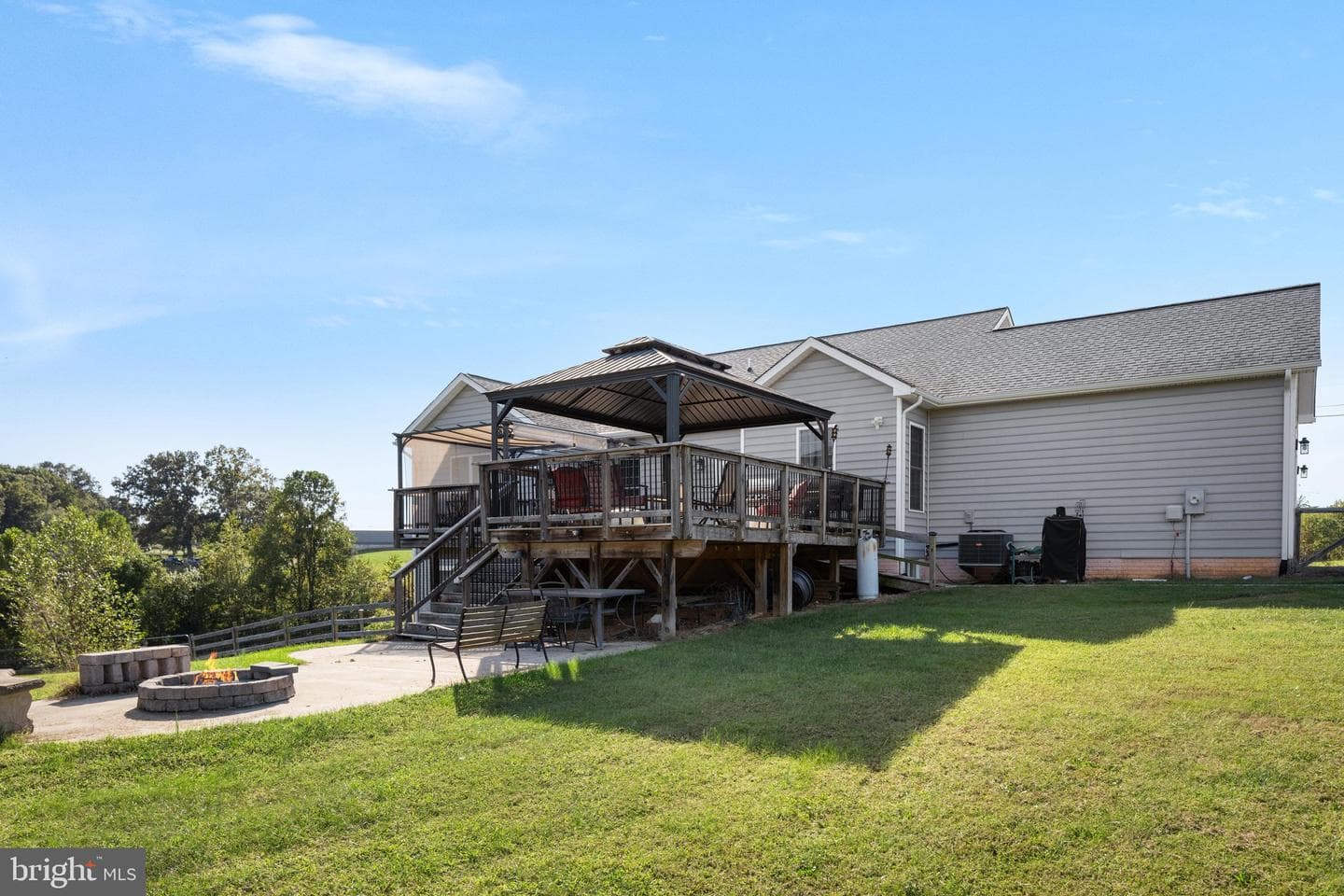 250 Lerose Drive photo 43
