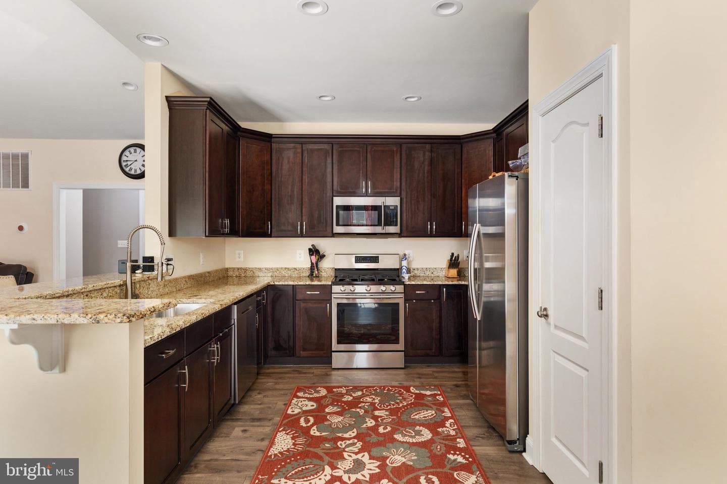 250 Lerose Drive photo 7