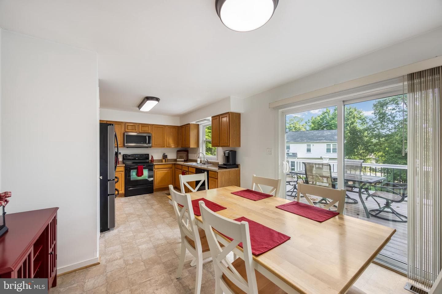 48 Washington And Lee Boulevard photo 11