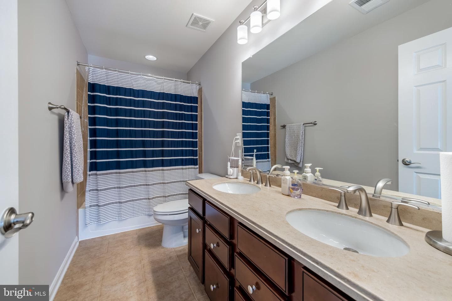 20 Dewitt Road photo 36