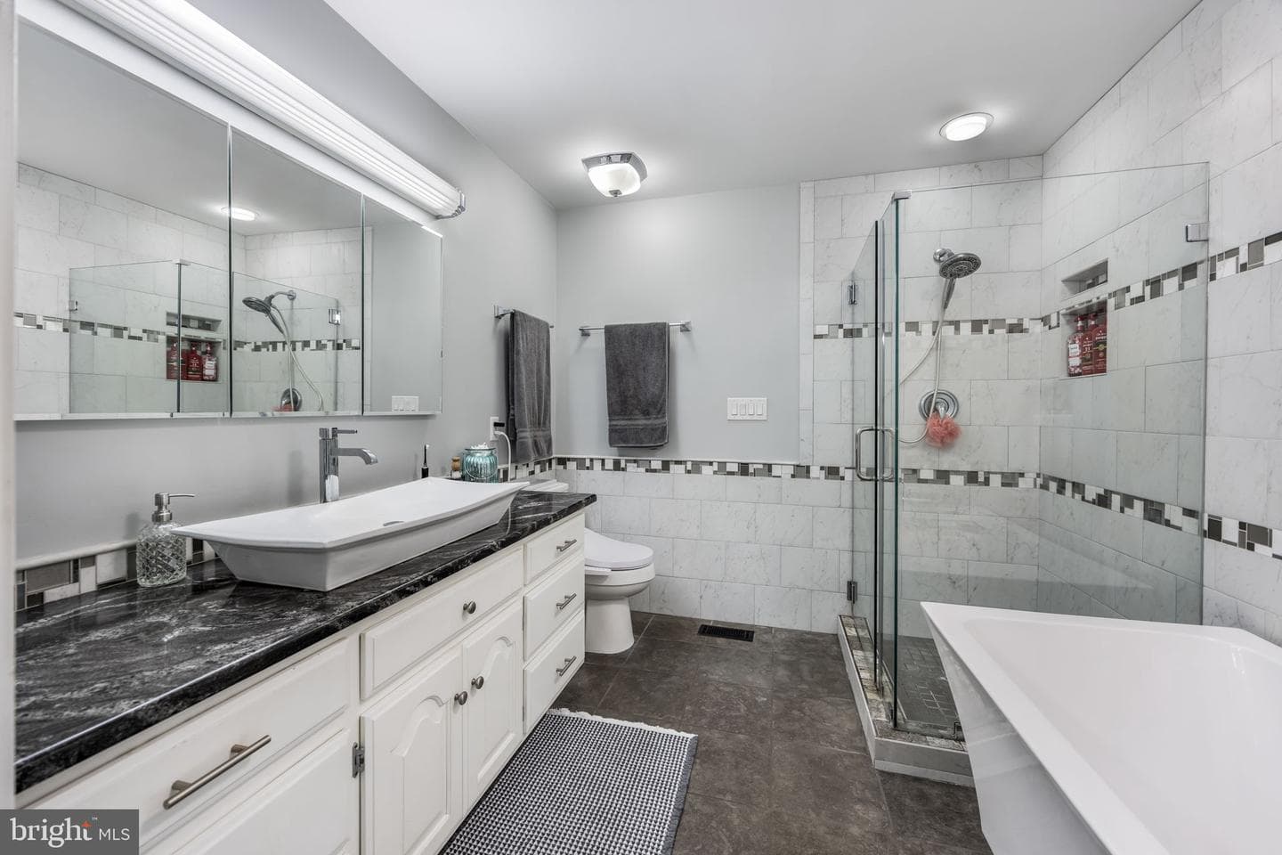 2 Abel Drive photo 34
