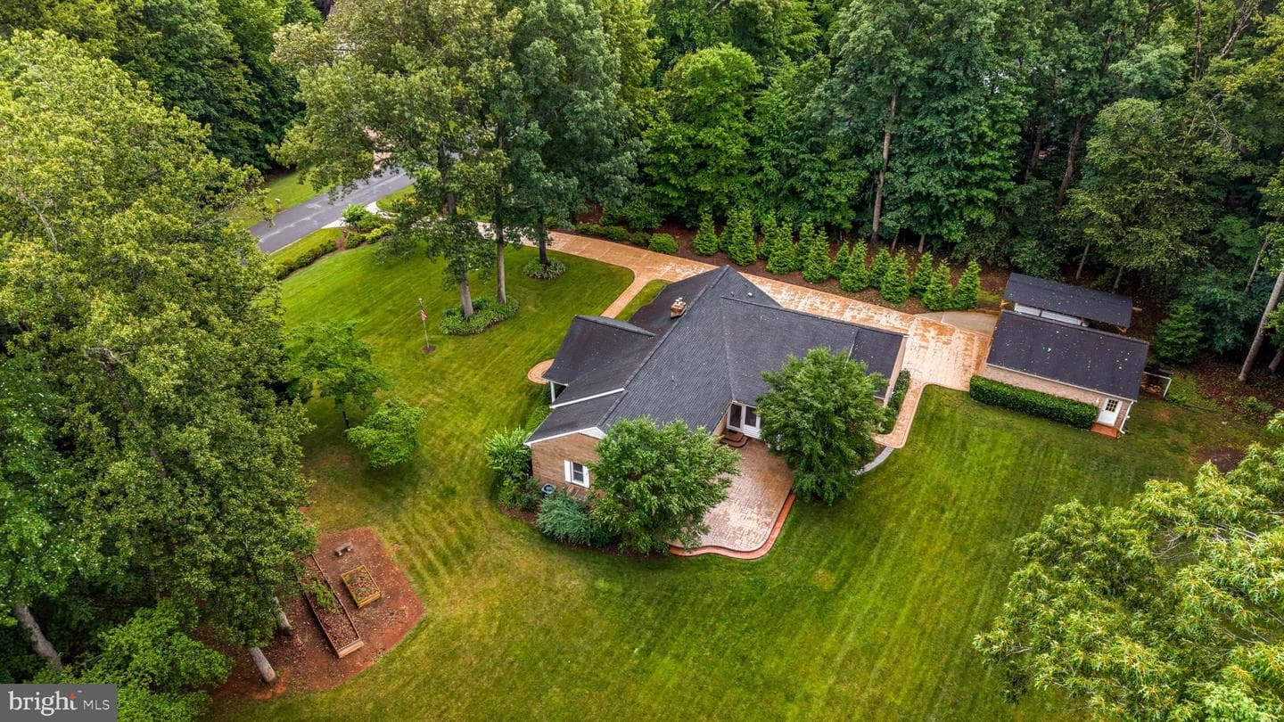 2 Abel Drive photo 60