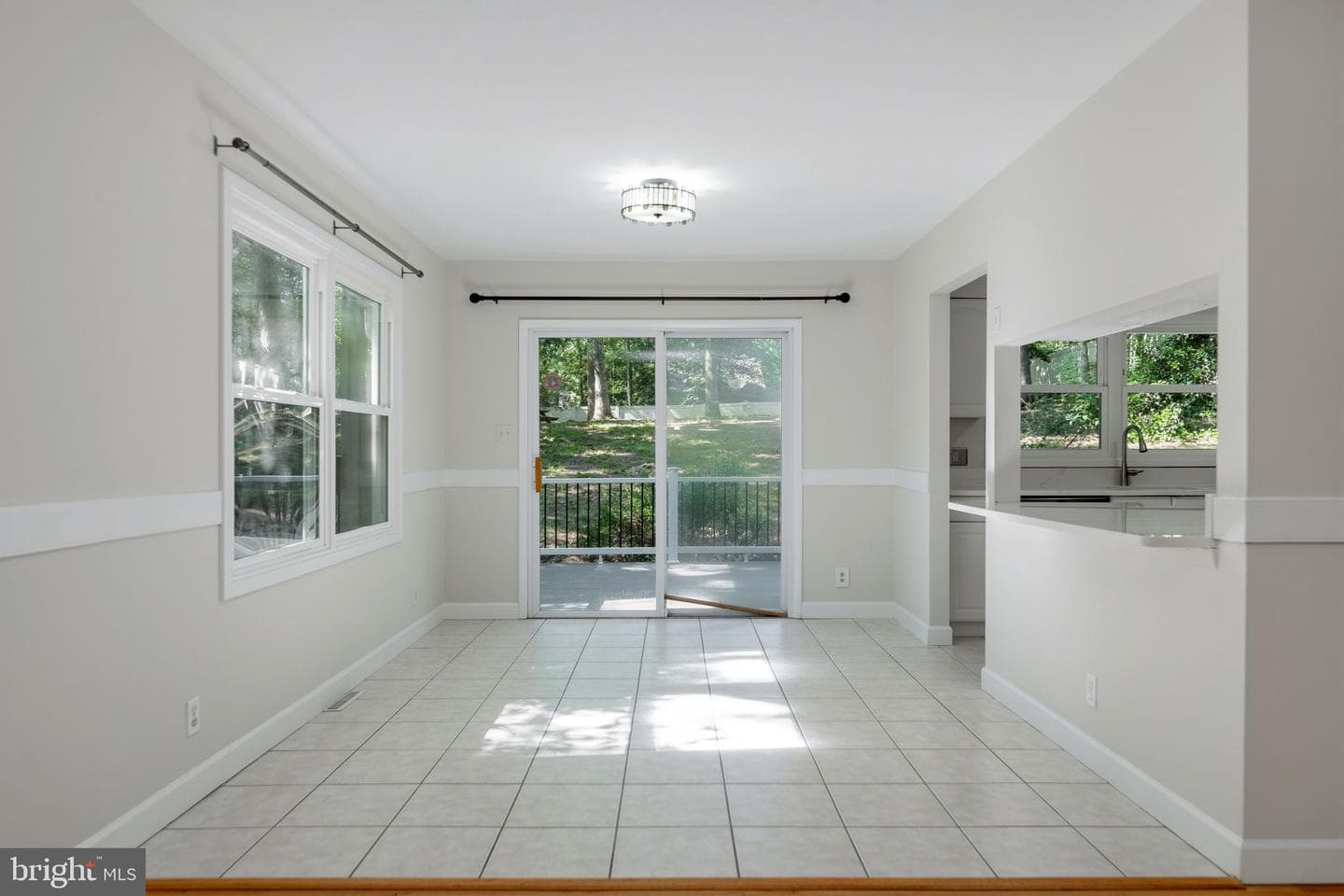 1023 Isabella Drive photo 18