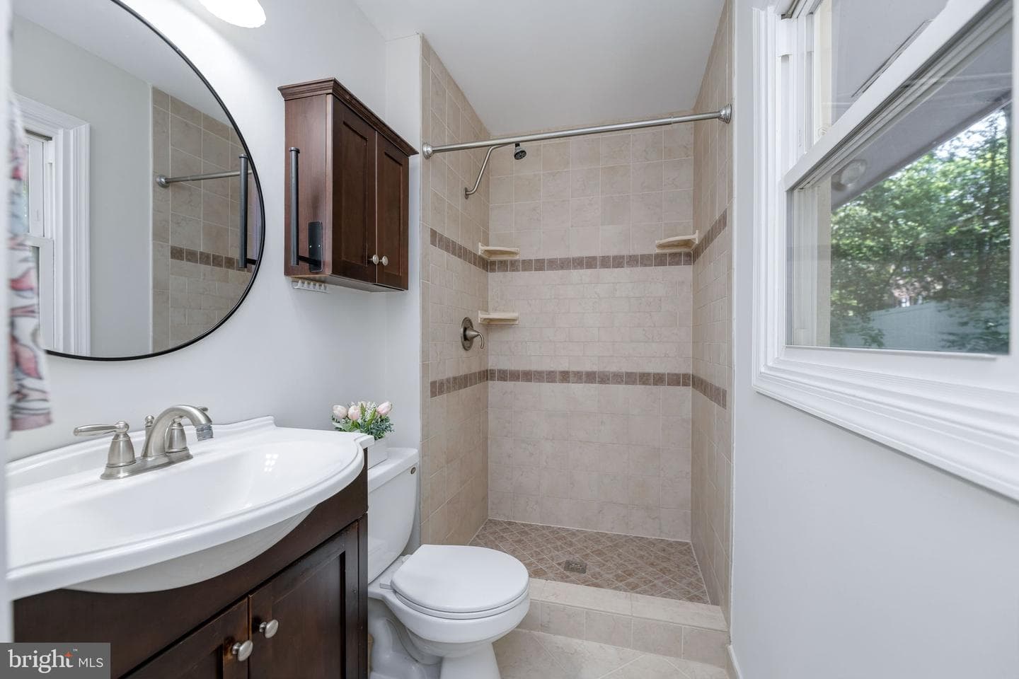 1023 Isabella Drive photo 33