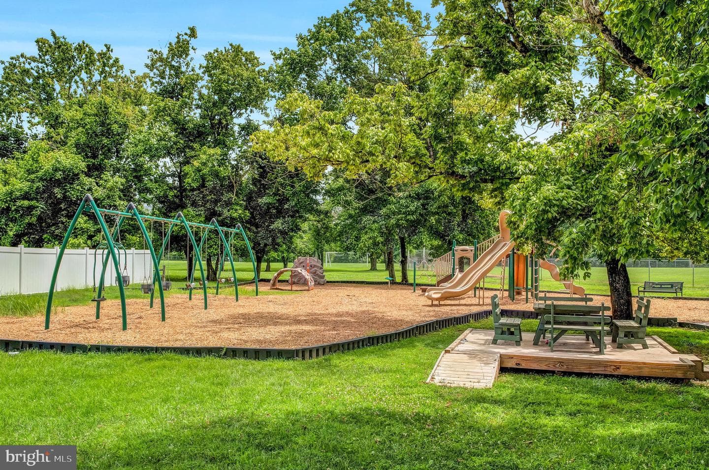 1023 Isabella Drive photo 60