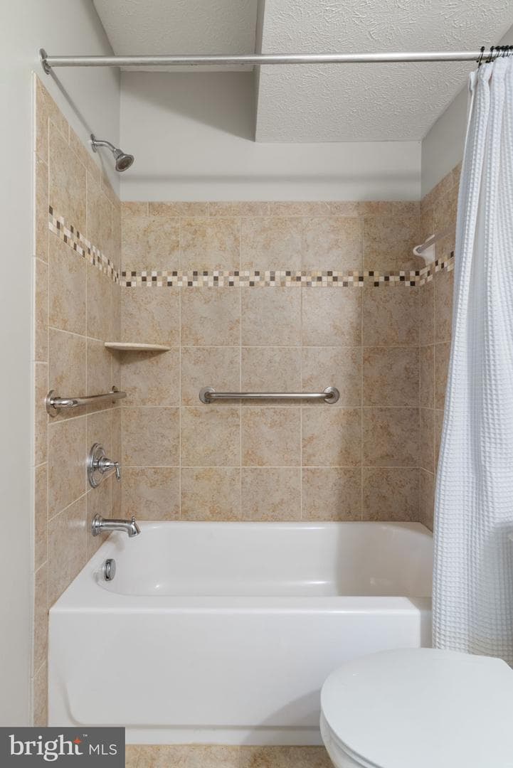 15 Boxwood Court photo 40