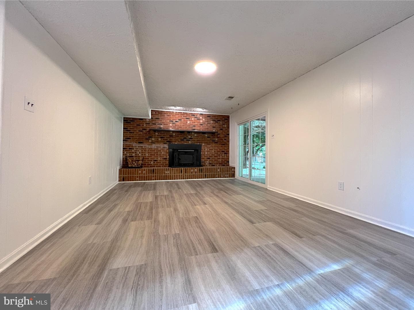 12 Clover Hill Drive photo 28