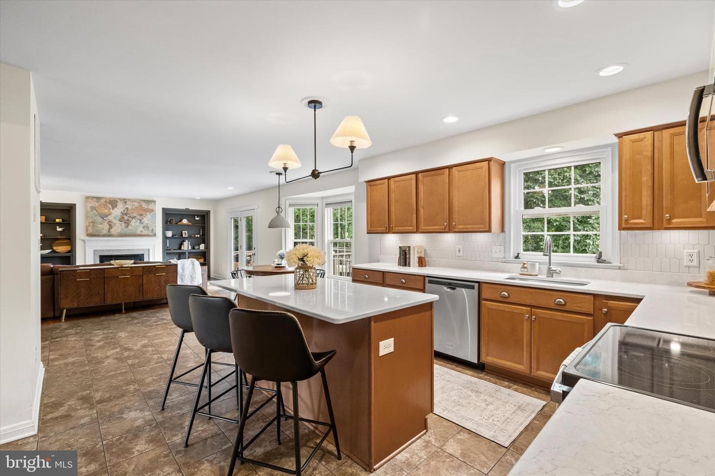 70 Greenhill Lane photo 4
